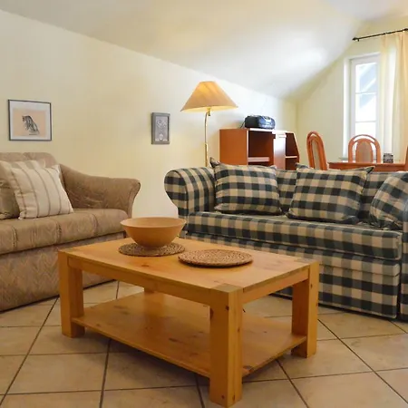 Appartement Attractive Apartment In Grafendhron Near The Forest