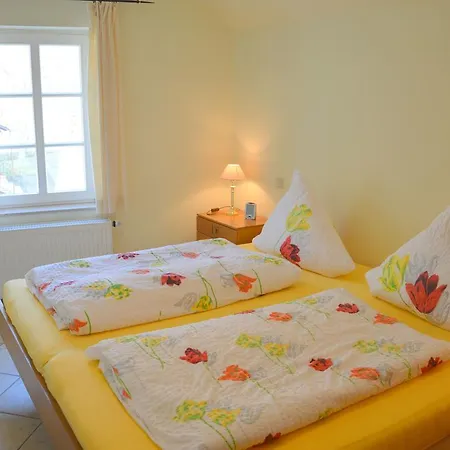 Attractive Apartment In Grafendhron Near The Forest Appartement Thalfang